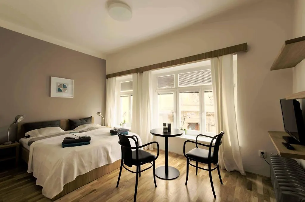 Bed And Breakfast Placzek Brünn  3*, Brünn (Brno) Csehország