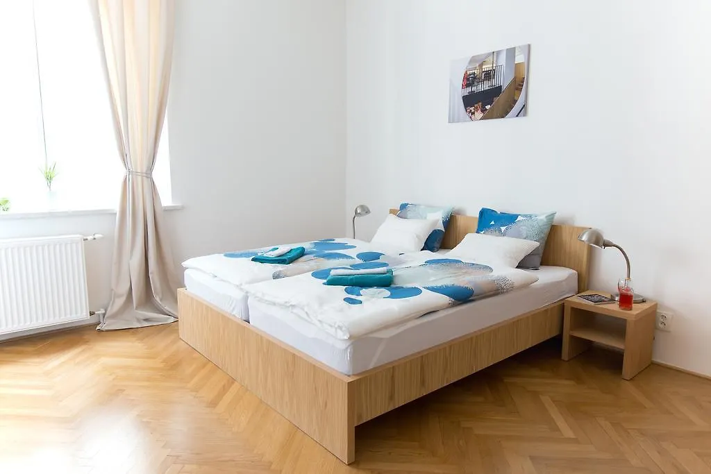 *** Panzió Bed And Breakfast Placzek Brünn  Csehország